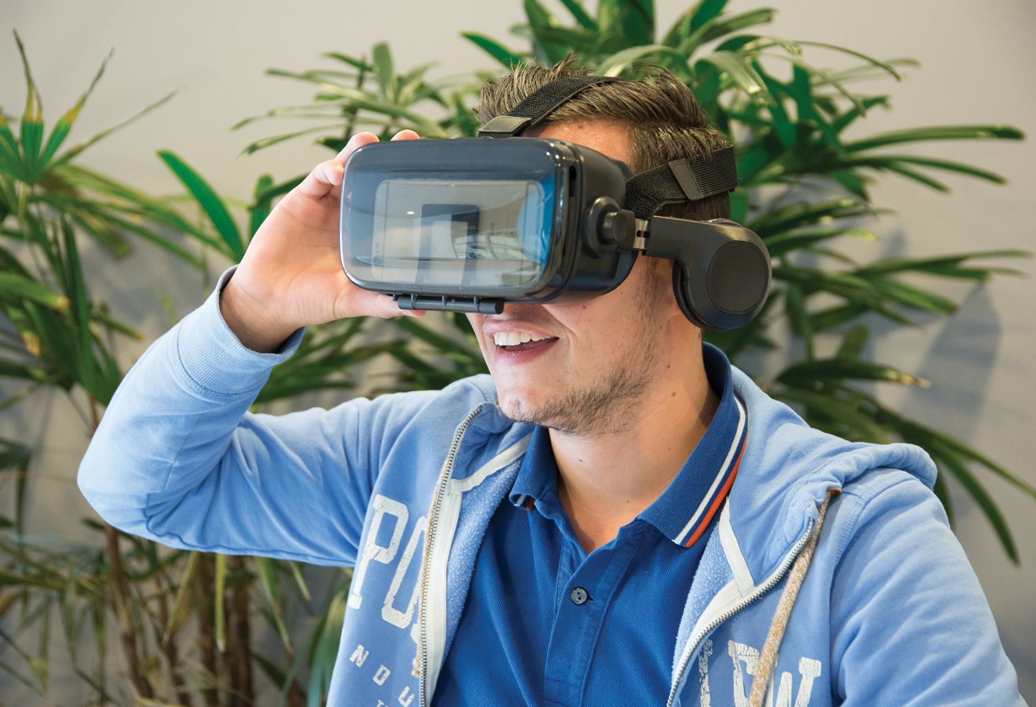 Что такое очки игры. Очки вертулярной реальности. VR очки VR Glasses. Очки Virtual reality. Очки брутальной реальности.